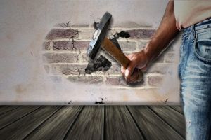 Achtung Baustelle: Auf diese Werkzeuge kann kein Handwerker verzichten - Bild: kalhh auf Pixabay