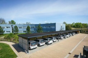 Photovoltaik Parkplatz&uuml;berdachungen: Nachhaltige Architektur f&uuml;r die urbane Energiewende