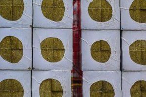 WDVS (Wärmedämmverbundsystem) ist ein bauaufsichtlich zugelassenes System zur außenseitigen Dämmung von Gebäudeaußenwänden. WDVS (Wärmedämmverbundsystem) ist ein bauaufsichtlich zugelassenes System zur außenseitigen Dämmung von Gebäudeaußenwänden.