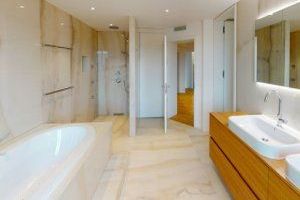 Sicherheitsaspekte bei der Badgestaltung - Bild: Backbone Visuals / Unsplash