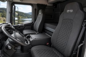 Warum spielt Ergonomie im Fahrzeug eine gro&szlig;e Rolle? - Bild: BauKI / BAU.DE