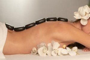 Die besten Entspannungsmethoden f&uuml;r Zuhause - Bild: engin akyurt / Unsplash