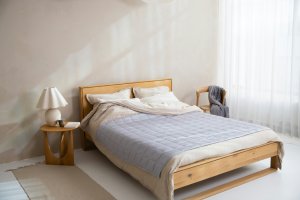 Welche Vorteile bieten Massivholzbetten? - Bild: Slaapwijsheid.nl / Unsplash Welche Vorteile bieten Massivholzbetten? - Bild: Slaapwijsheid.nl / Unsplash