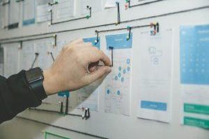 Effizienz bezieht sich auf die Wirksamkeit und Wirtschaftlichkeit eines Prozesses, Systems oder einer Maßnahme. Effizienz bezieht sich auf die Wirksamkeit und Wirtschaftlichkeit eines Prozesses, Systems oder einer Maßnahme.