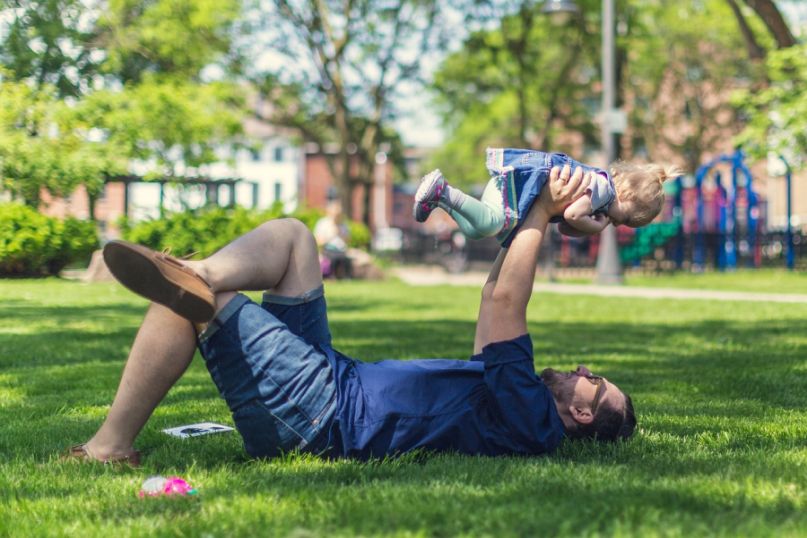 Einsatzgebiete: Wo sich Rollrasen und Saatrasen am besten eignen